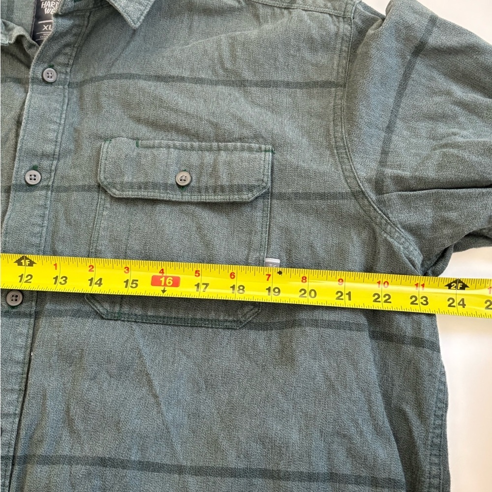 Mountain Hardwear Midweight Long Sleeve Button Up Green Stripes Size XL - Picture 6 of 7